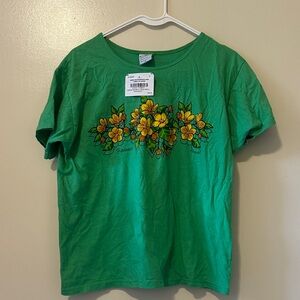 Crazy Shirts Ilima Blossoms HI Green Apple Scoopneck T-Shirt